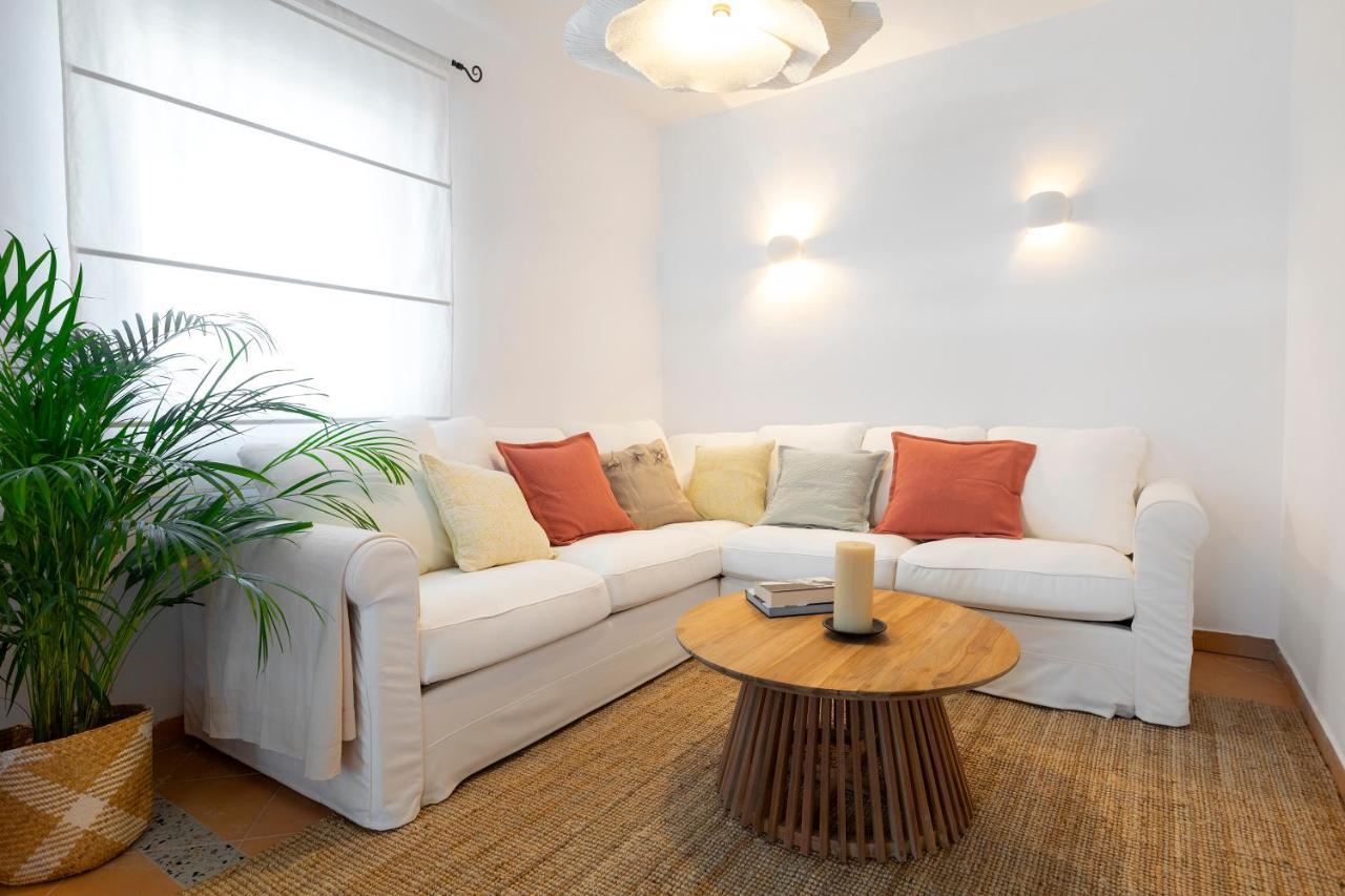 Apartman Luri Sutivan Exterior photo